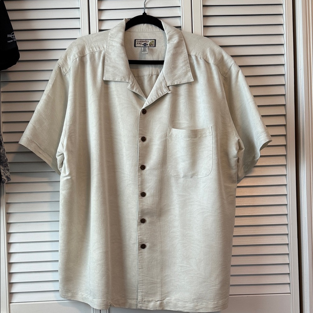 Caribbean Joe Men's Ivory/Light Tan Button-Down Shirt
